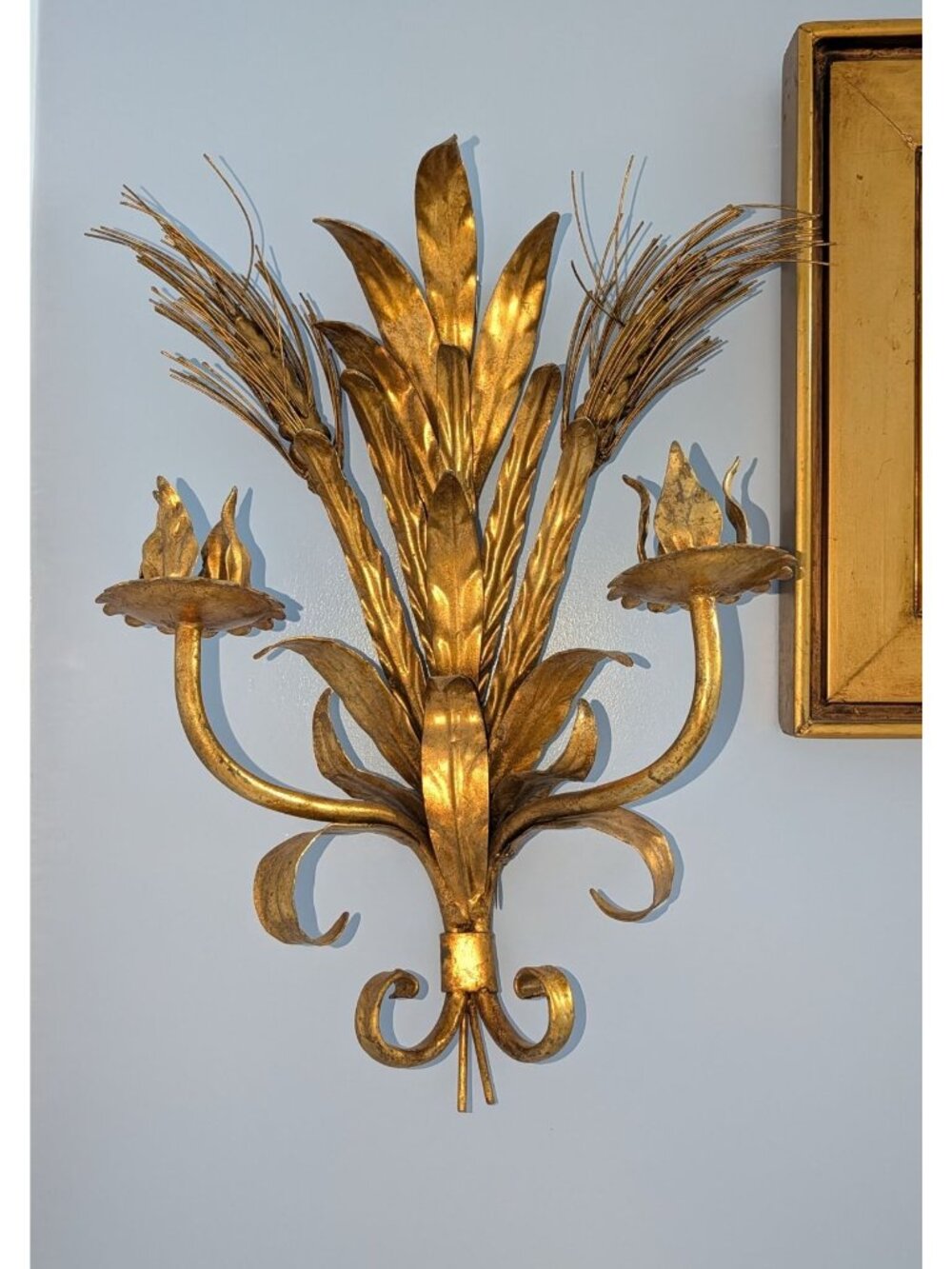 Pair of Vintage Italian Florentine Wheat Leaf Wall Sconces 17" MCM Gold Metal - Picture 4 of 16